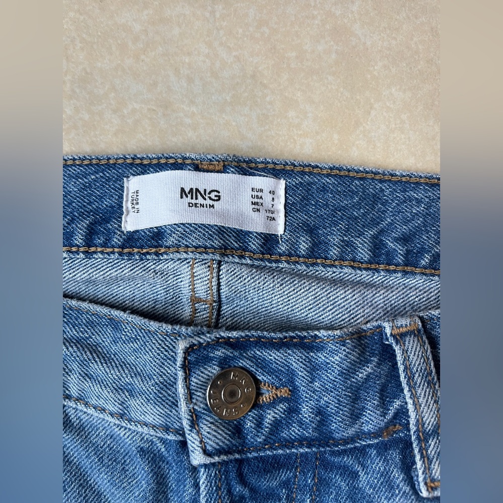 MNG Mango Jeans Womens Size 8 Mid Wash Distressed Straight Button Fly Denim - Picture 5 of 12